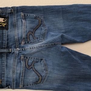 Women's ripped jeans